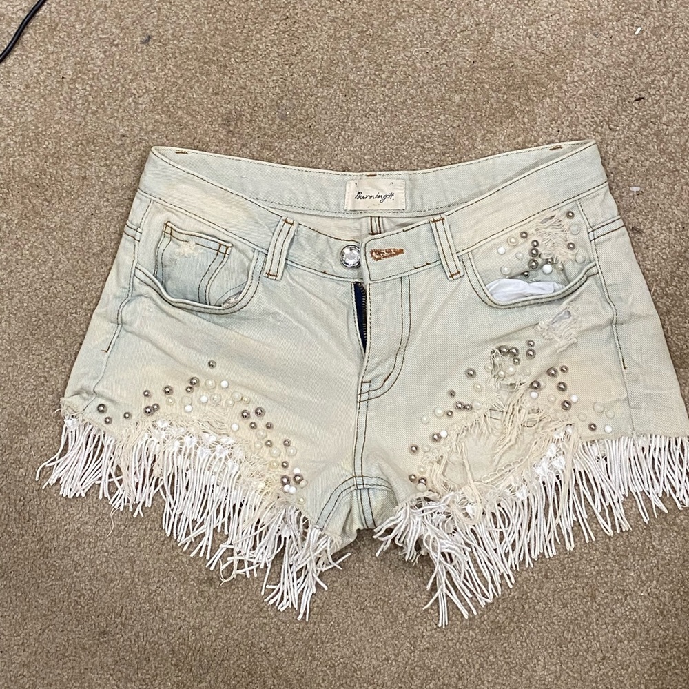 Super cute bling bling lace shorts